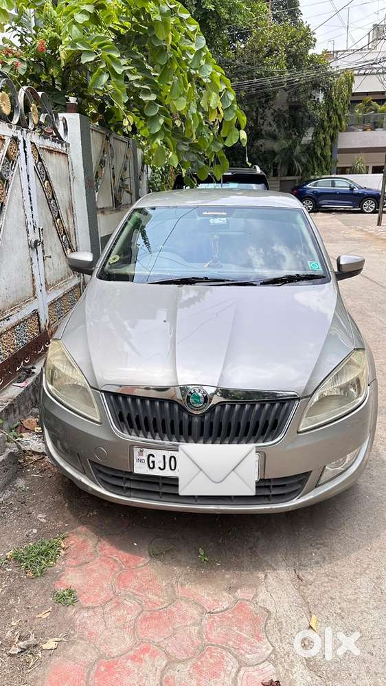 Skoda Rapid Diesel Manual 2012