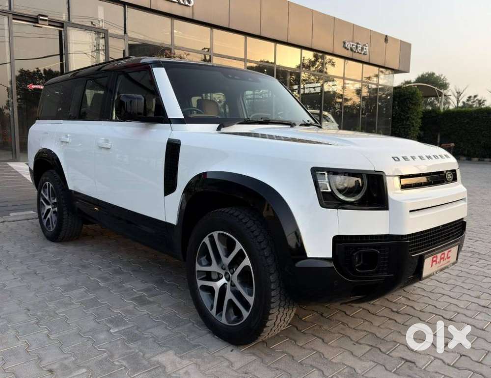 Land Rover Defender 3.0 L 130 Hse, 2023, Diesel