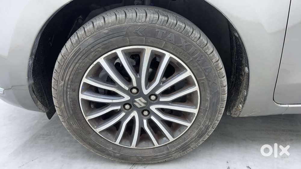 Maruti Suzuki Dzire 1.2 Zxi Plus Amt, 2017, Petrol