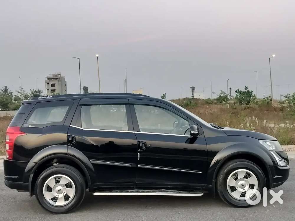 Mahindra Xuv500 2015