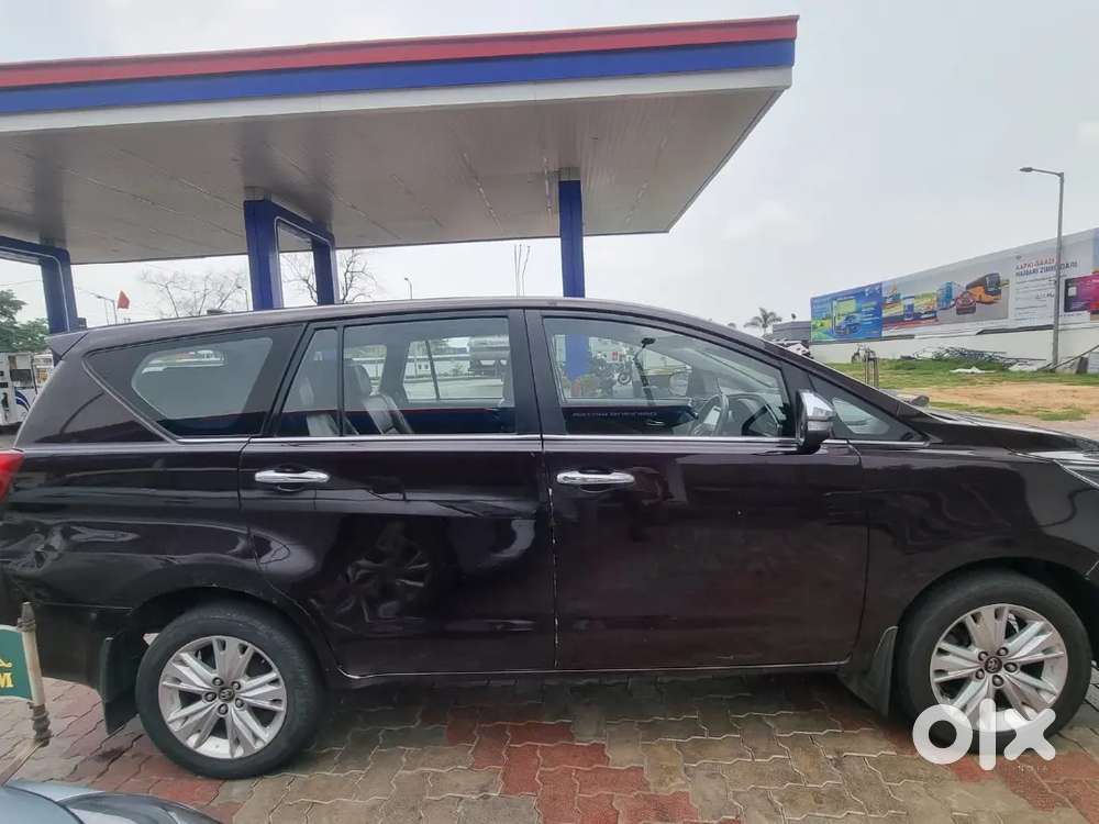 Toyota Innova Crysta 2017