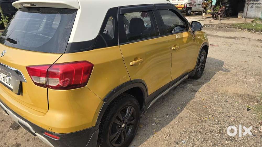 Maruti Suzuki Brezza 2016 Diesel 65812 Km Driven