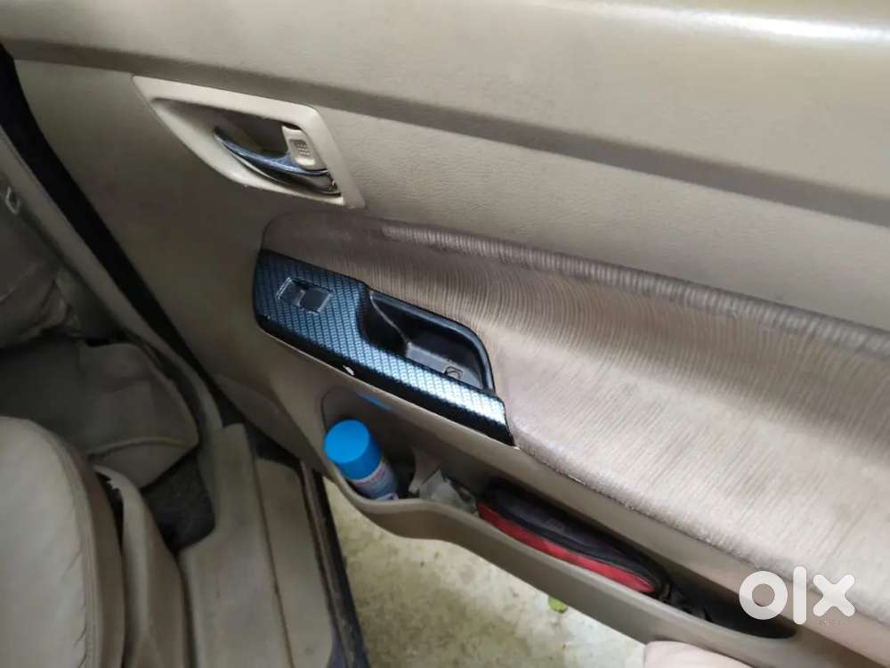 Maruti Ertiga Vxi 2013