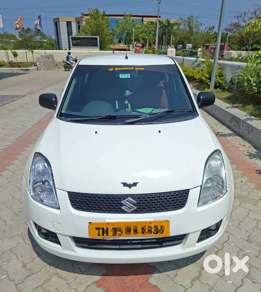 Maruti Suzuki Dzire 2015 Diesel Manual