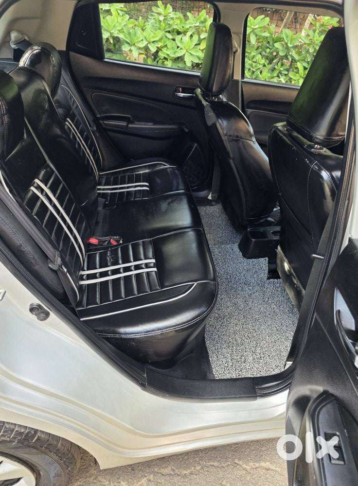 Maruti Suzuki Swift Vxi + Manual, 2023, Petrol