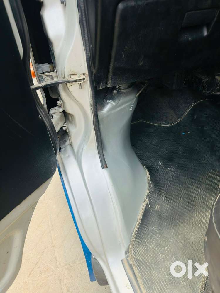 Maruti Suzuki Eeco, 2017, Cng & Hybrids