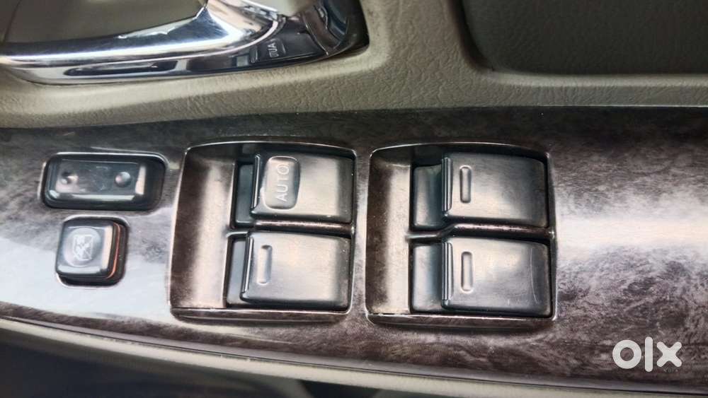 Toyota Innova 2.5 Z Diesel 7 Seater, 2014, Diesel