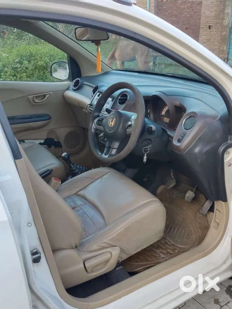 Honda Brio Petrol 2012