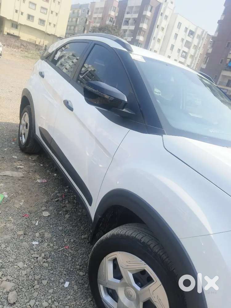 Tata Nexon Pure Pmt
