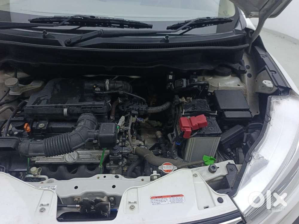 Maruti Suzuki Ertiga Vxi At, 2024, Petrol
