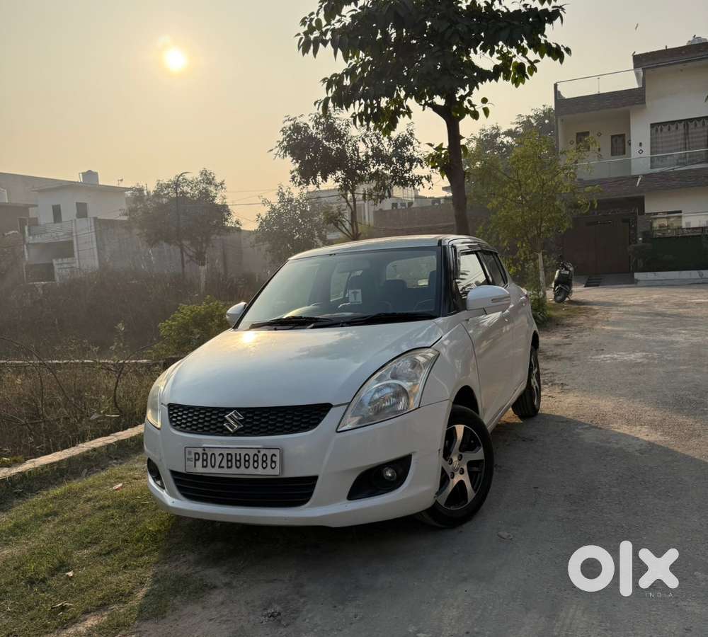 Maruti Swift Petrol Manual 2012