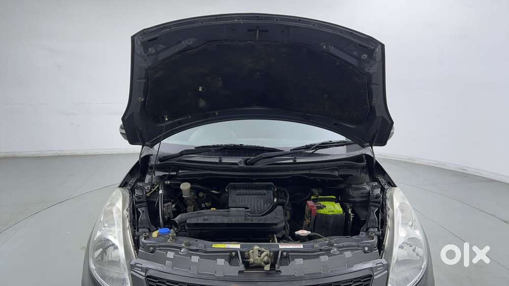 Maruti Suzuki Swift Vvt Vxi, 2016, Petrol