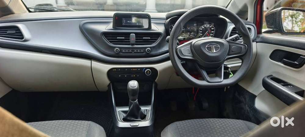 Tata Altroz 1.5 Xe Plus Diesel, 2022, Diesel