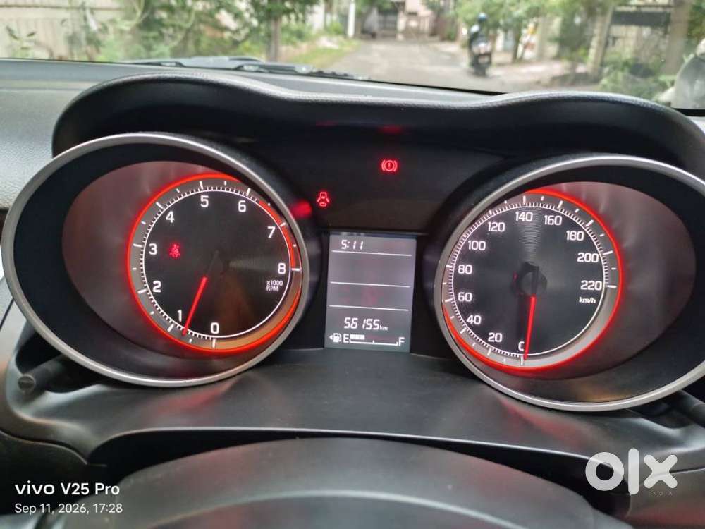 Maruti Suzuki Swift Vxi Optional, 2023, Petrol