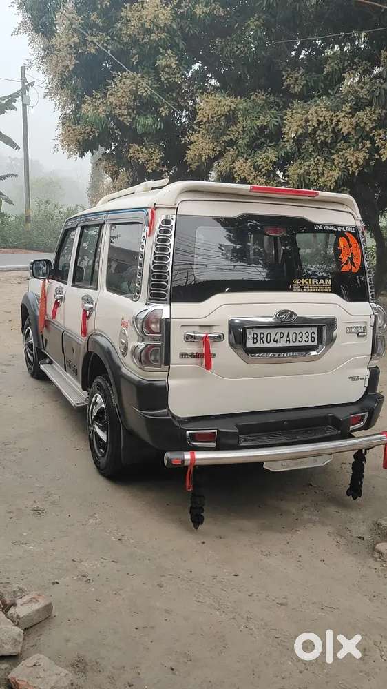 Mahindra Scorpio 2016 Diesel 80000 Km Driven