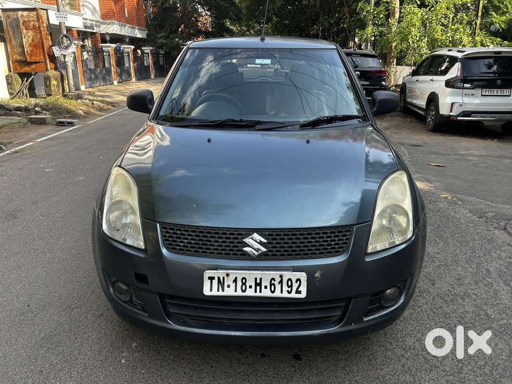 Maruti Suzuki Swift Vxi + Manual, 2011, Petrol