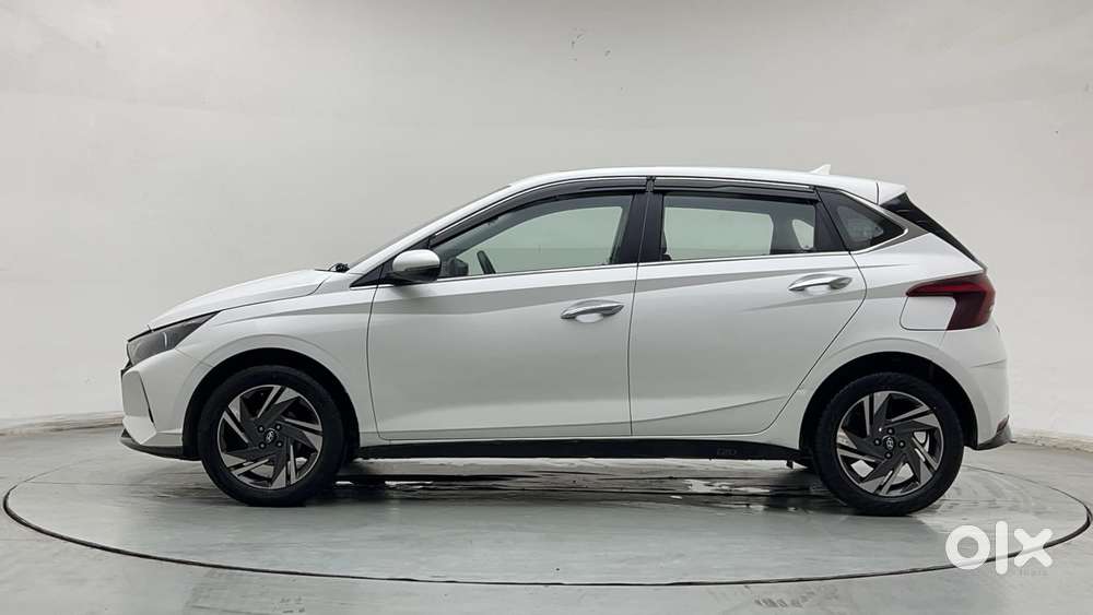Hyundai I20 Asta (o) 1.2 Ivt, 2023, Petrol