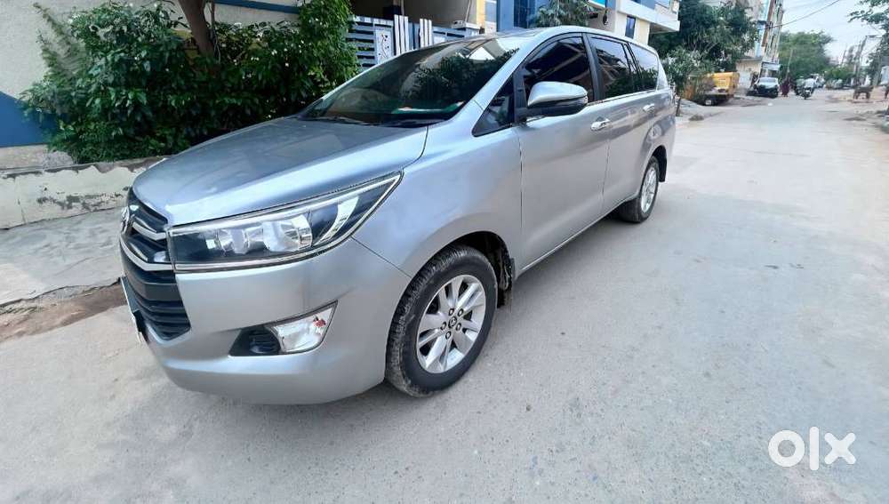 Toyota Innova Crysta 2.4 V 8 Str, 2017, Diesel