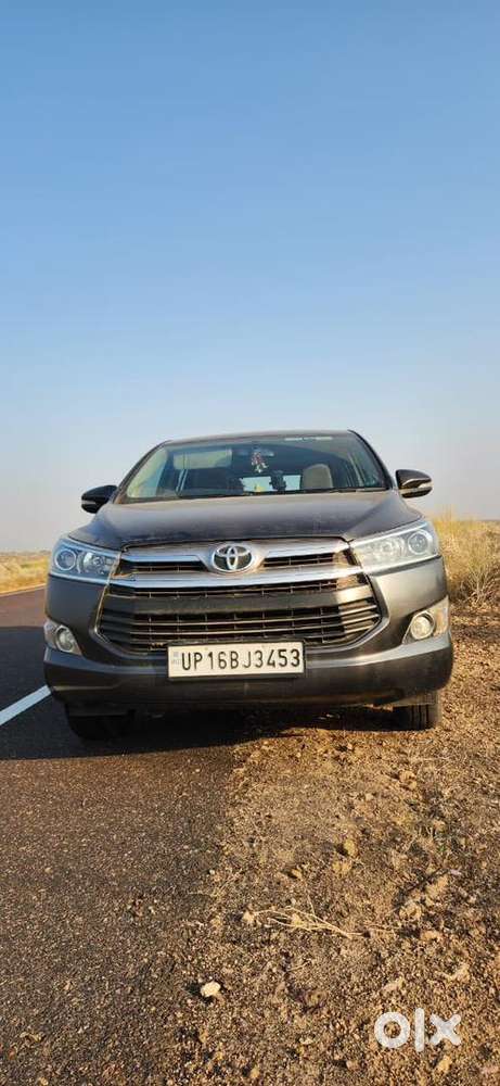 Toyota Innova Crysta 2016 Diesel Well Maintained