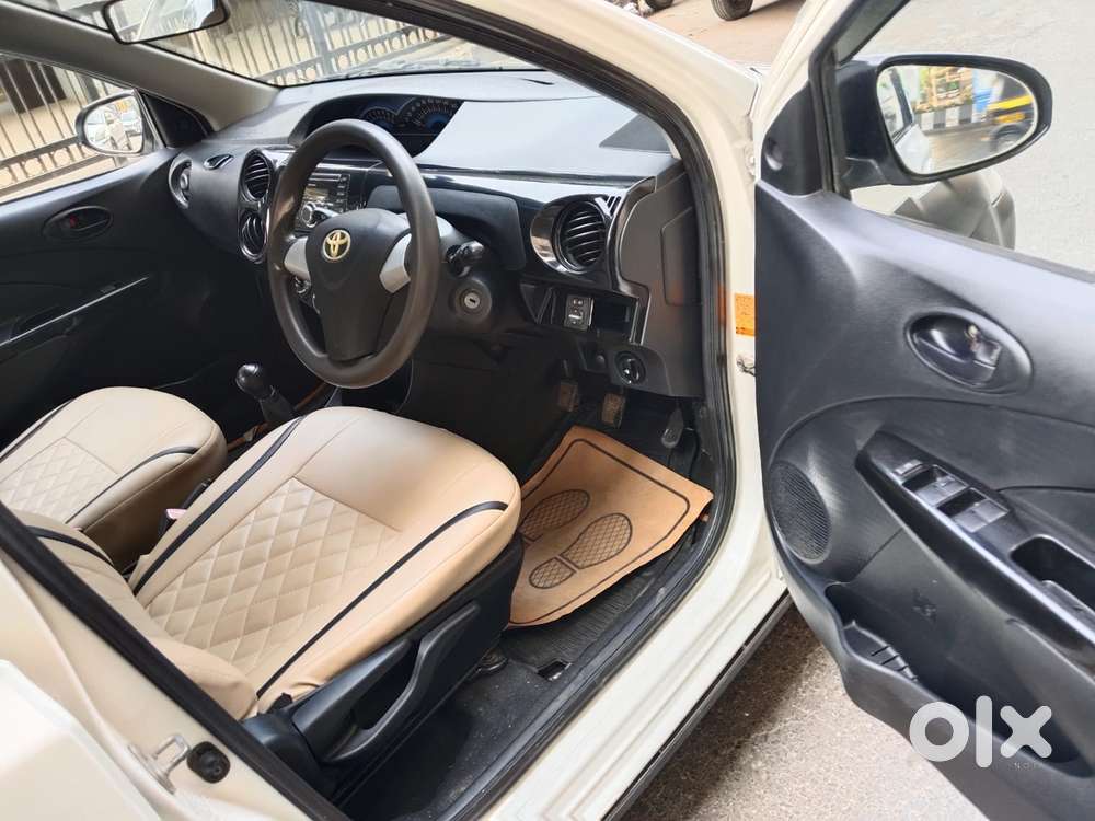 Toyota Etios Cross 1.2l G, 2015, Petrol