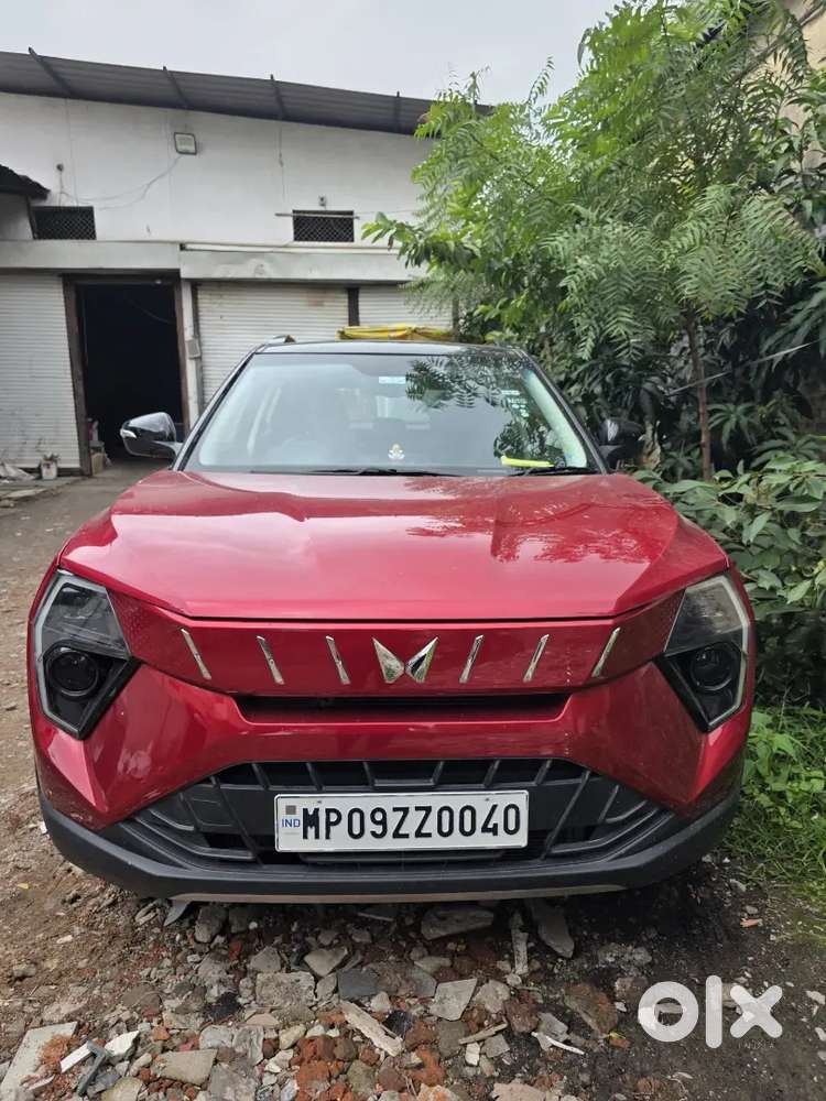 Mahindra Xuv300 Ax5 Pm 2016