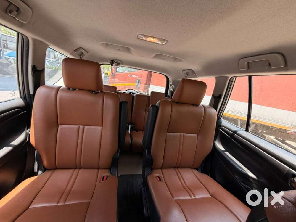 Toyota Innova Crysta 2.4 G Mt, 2019, Diesel