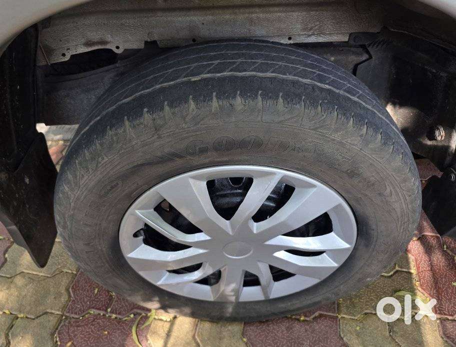 Mahindra Scorpio S6 8 Seater, 2016, Petrol