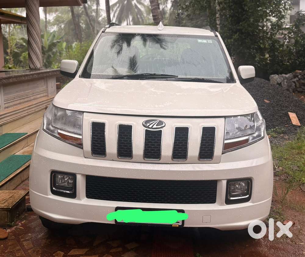 Mahindra Tuv 300 2017