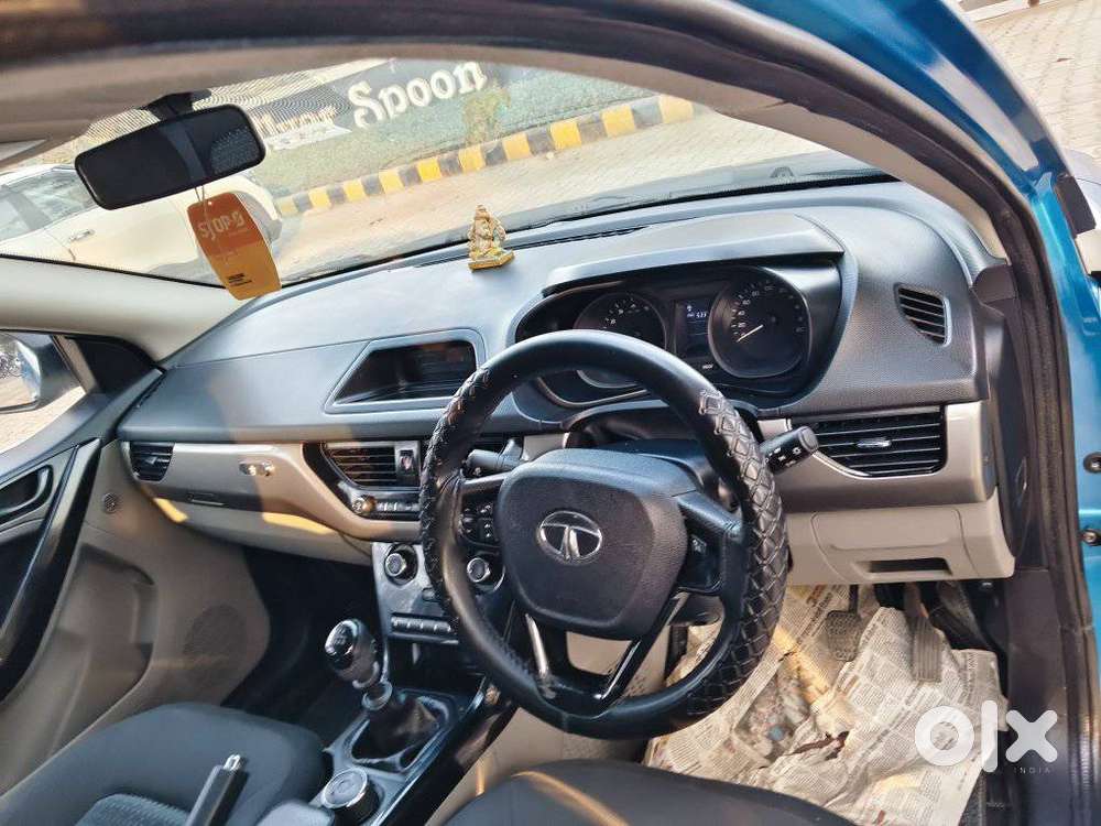 Tata Nexon, 2019, Petrol