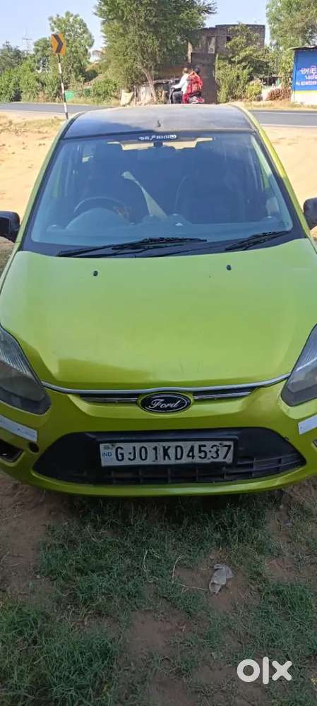 Ford Figo 2010 Petrol 95000 Km Driven