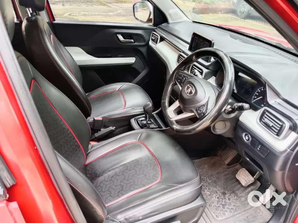 Tata Punch 1.2 Revotron Creative Amt Dual Tone, 2022, Petrol