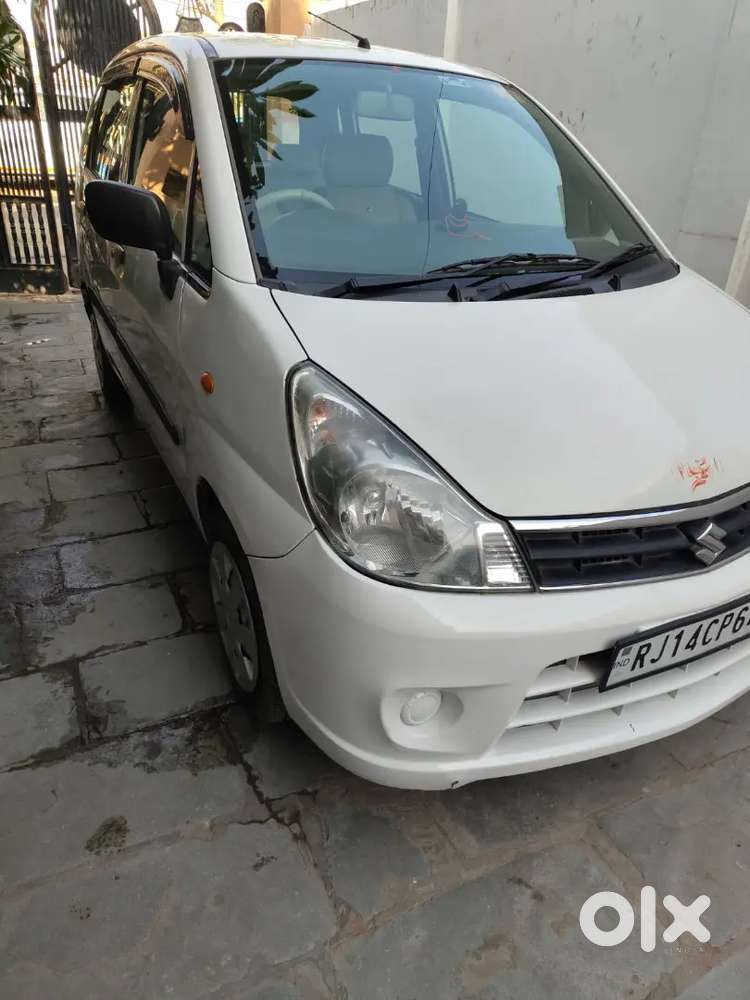 Maruti Suzuki Zen Estilo 2012