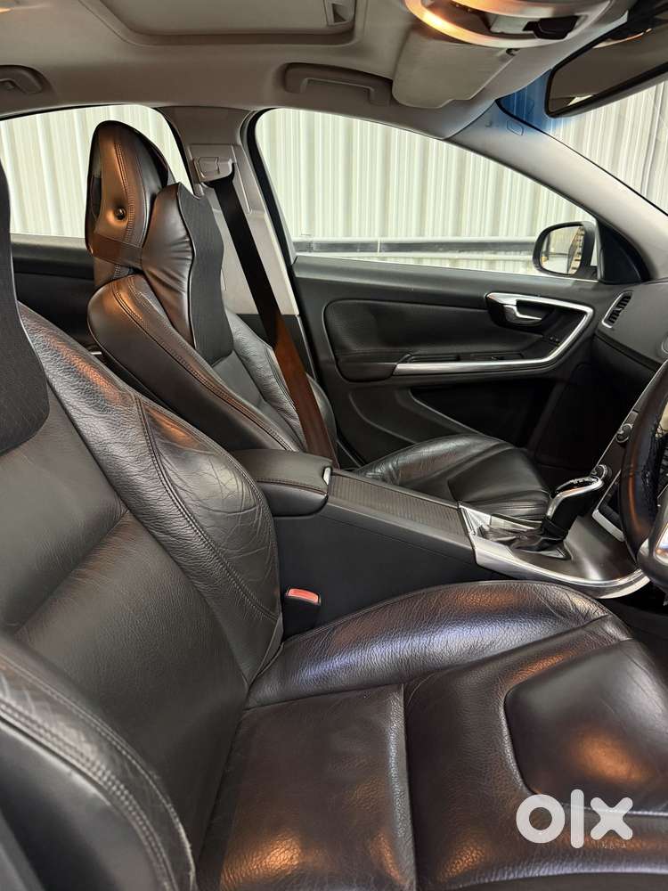 Volvo S60 D5 Inscription, 2015, Diesel