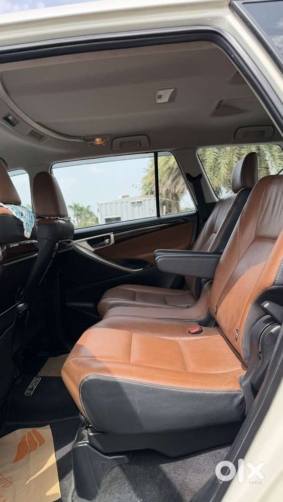 Toyota Innova Crysta 2.8 Zx At, 2018, Diesel