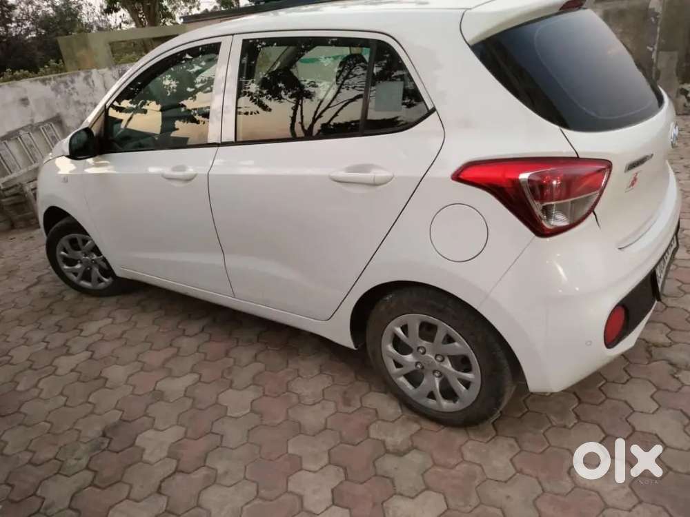 Hyundai I10 Sportz 2018
