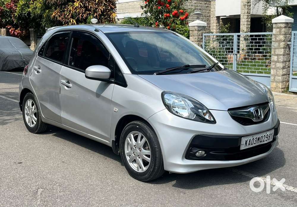 Honda Brio V Mt, 2012, Petrol