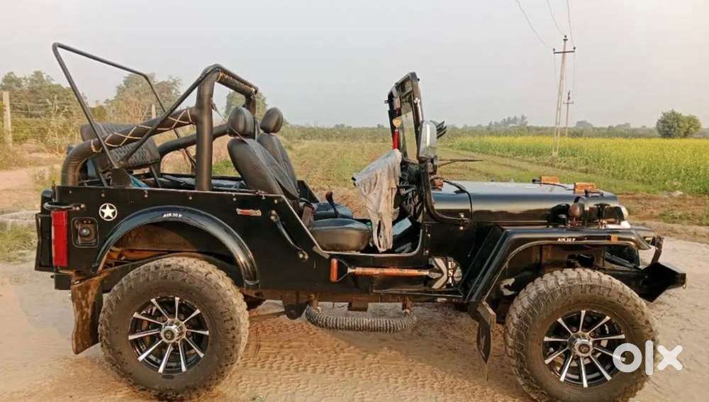 Mahindra Jeep Classic 2004