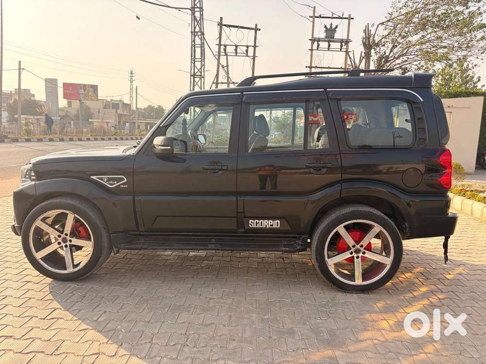 Mahindra Scorpio Classic 2.2 S 11 Mt 7 Str, 2022, Diesel