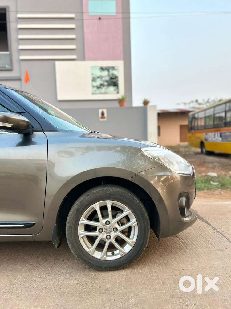 Maruti Suzuki Swift 1.3 Zxi, 2022, Petrol