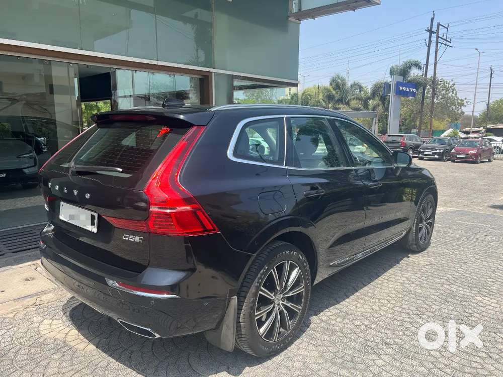 Color Onyx Black Immaculate Condition
