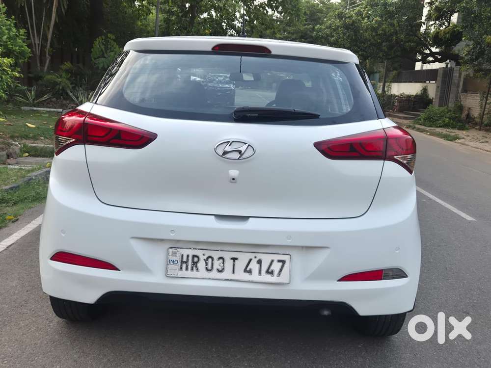 Hyundai I20 1.4 Asta (o) Crdi, 2015, Diesel