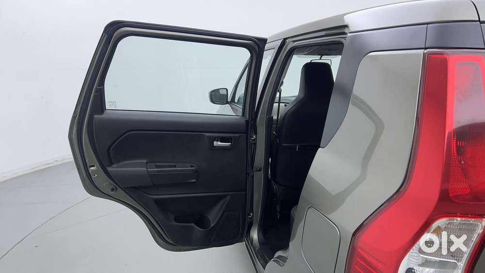 Maruti Suzuki Wagon R 1.2 Zxi Ags, 2022, Petrol