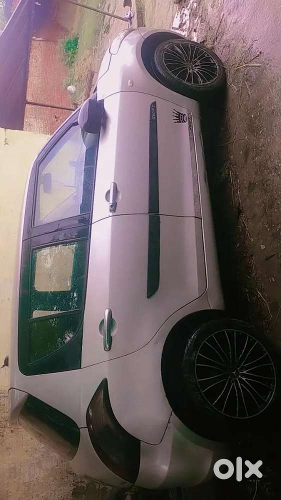 Maruti Suzuki Swift 2011 Month December
