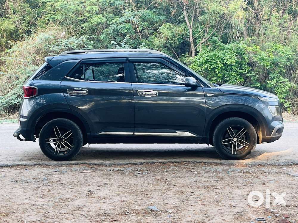 Hyundai Venue, 2021, Petrol