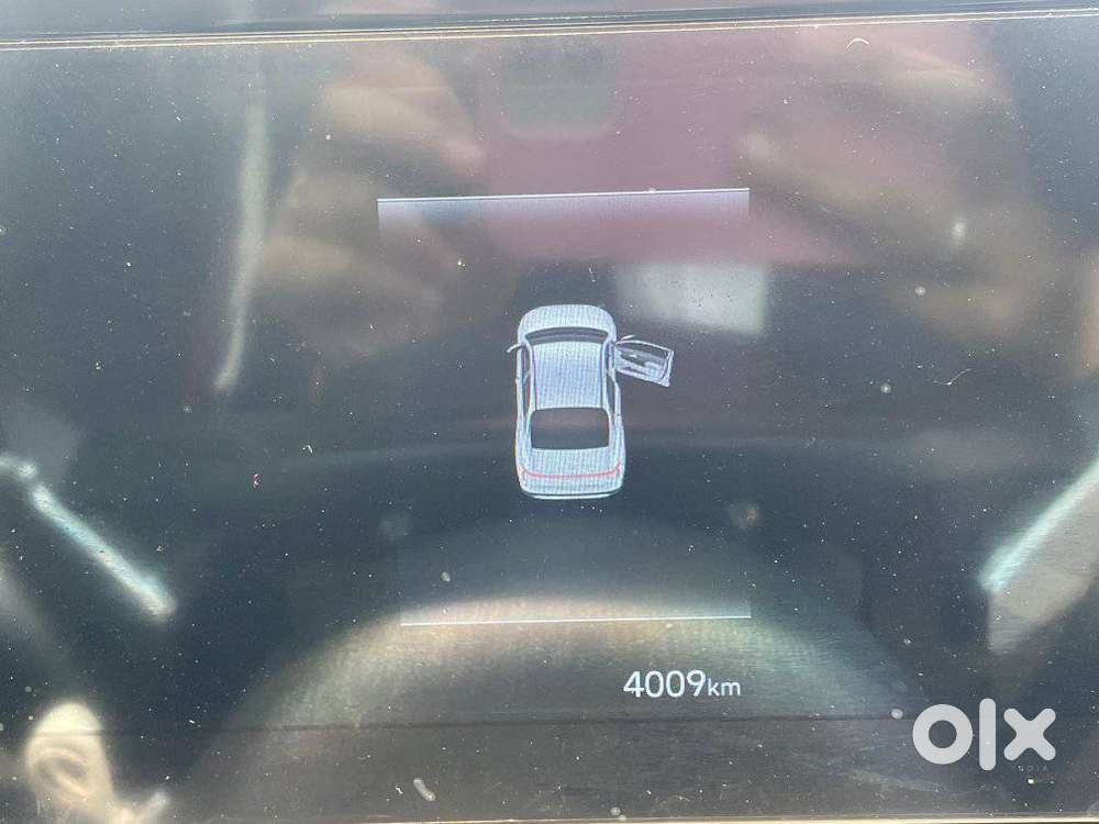 Hyundai Verna 1.5 Sx (o) Ivt, 2025, Petrol