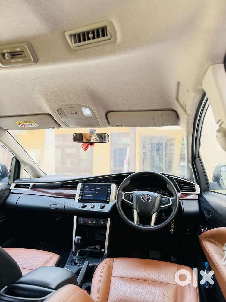 Toyota Innova Crysta 2.4 G Mt 7 Str, 2022, Diesel