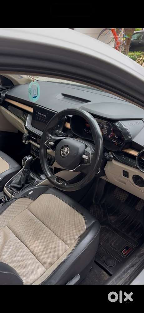 Skoda Slavia 1.0 2022
