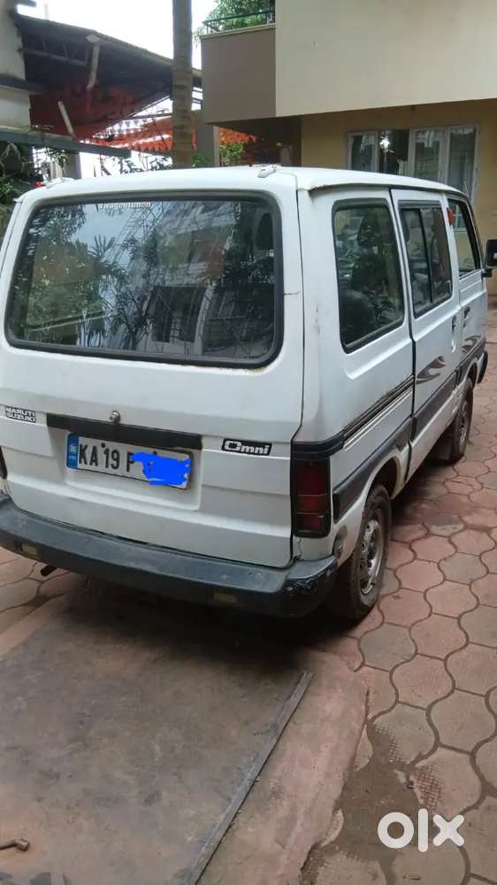 Maruti Suzuki Omni 2005