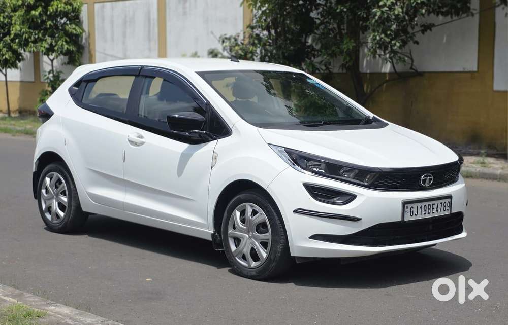 Tata Altroz 1.2 Xt, 2022, Petrol