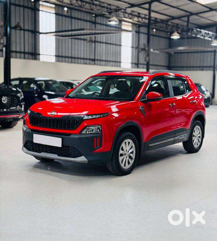 Skoda Kylaq Signature Plus, 2025, Petrol